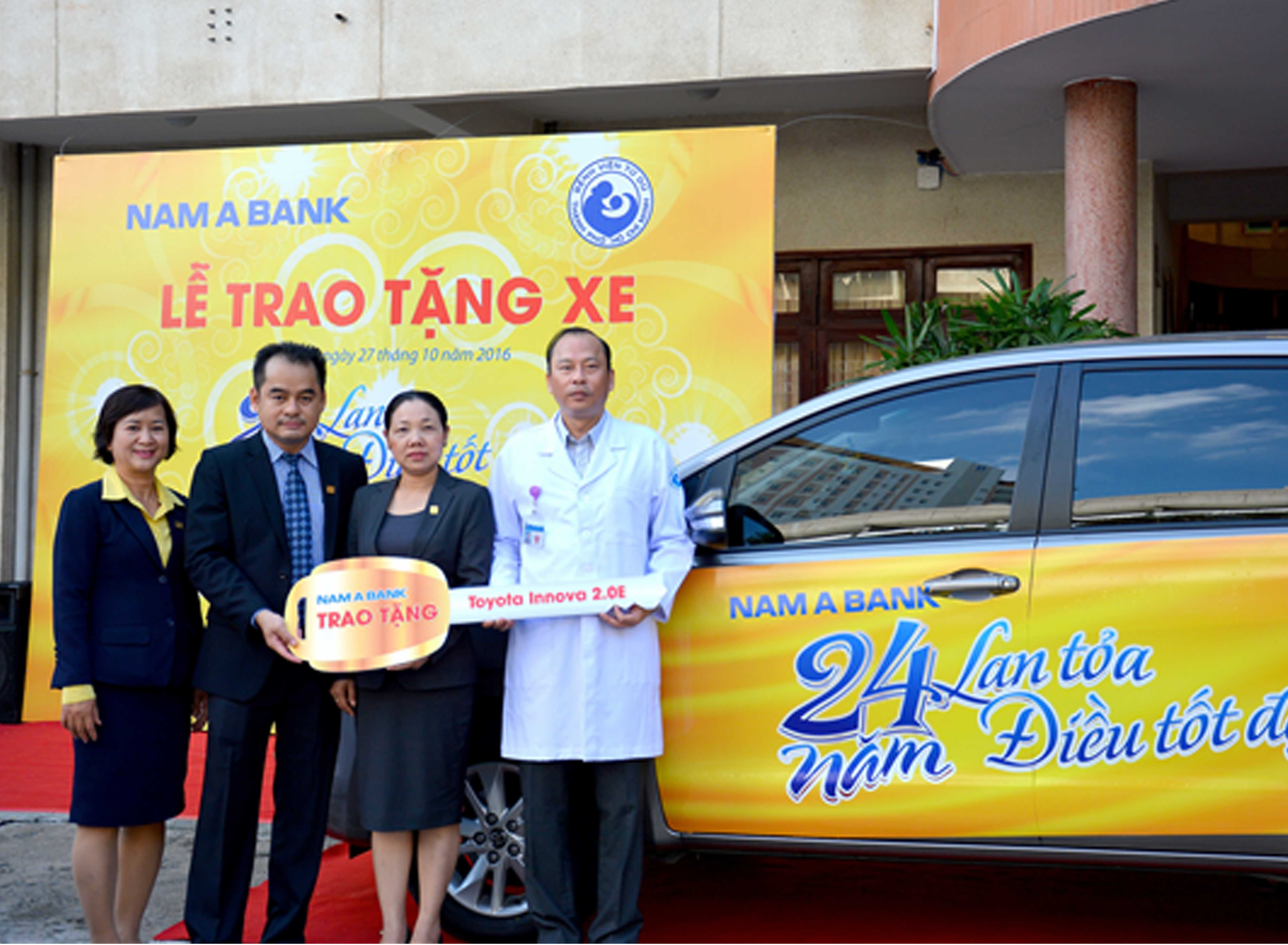 Nam A Bank tặng xe công vụ cho Bệnh viện Từ Dũ