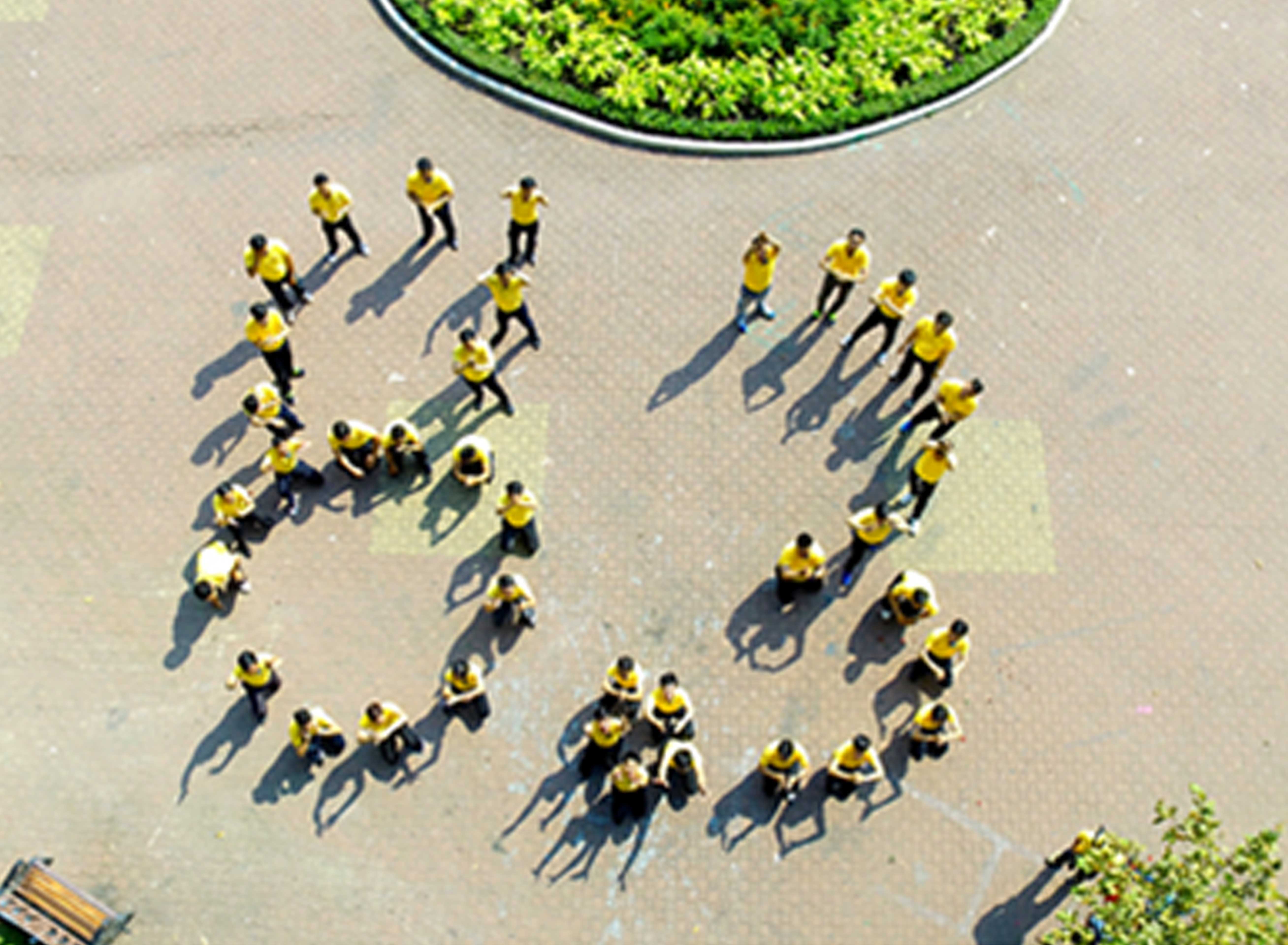 Sôi động màn nhảy Flashmob của nam nhân viên Nam A Bank chào mừng ngày Quốc tế Phụ nữ 8/3