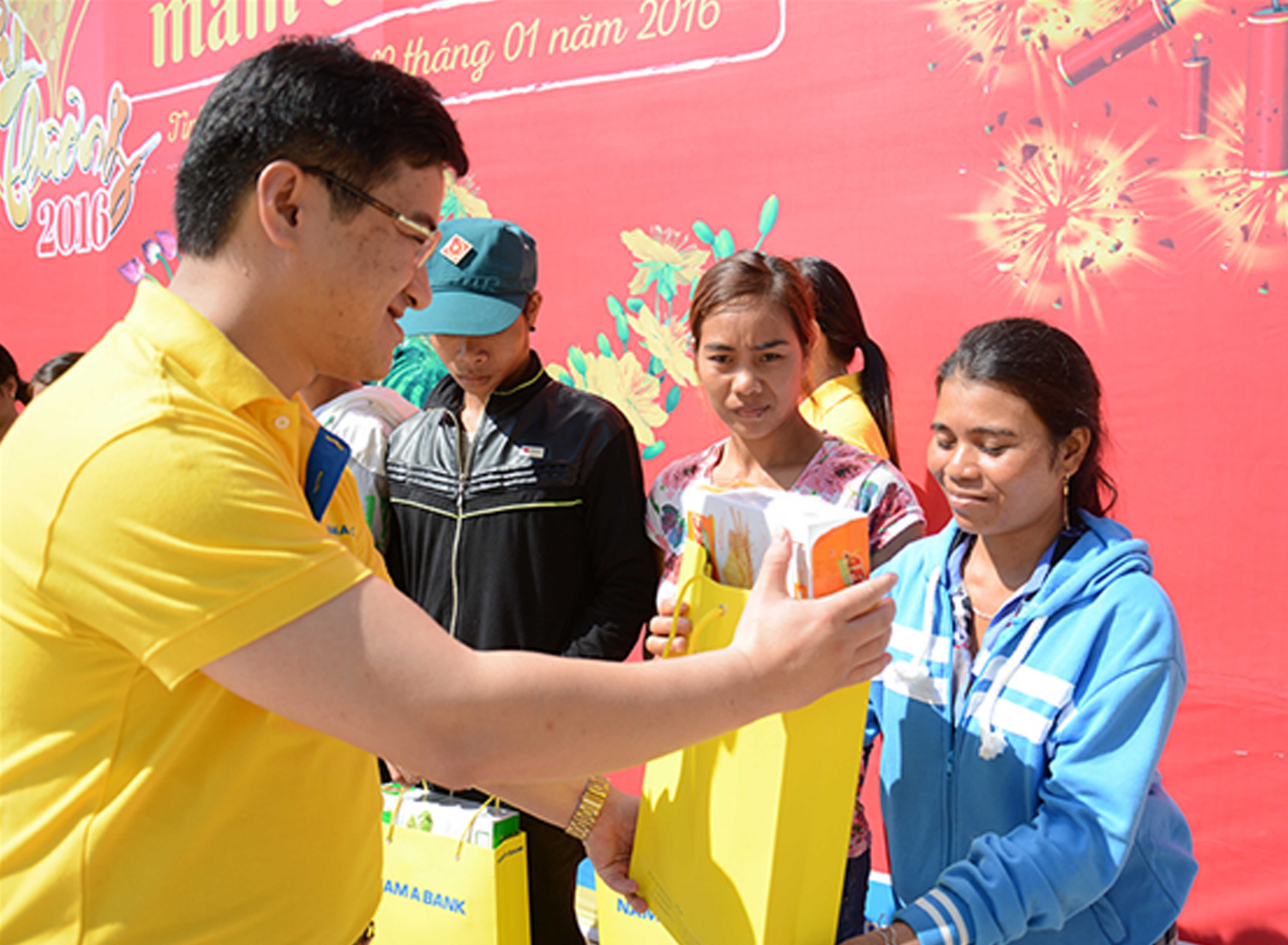 Trọn niềm vui bên mâm cơm Tết