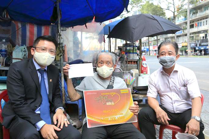 NAM A BANK ĐỒNG HÀNH CÙNG “MAI VÀNG NHÂN ÁI” HỖ TRỢ NGHỆ SĨ TRONG DỊCH COVID-19