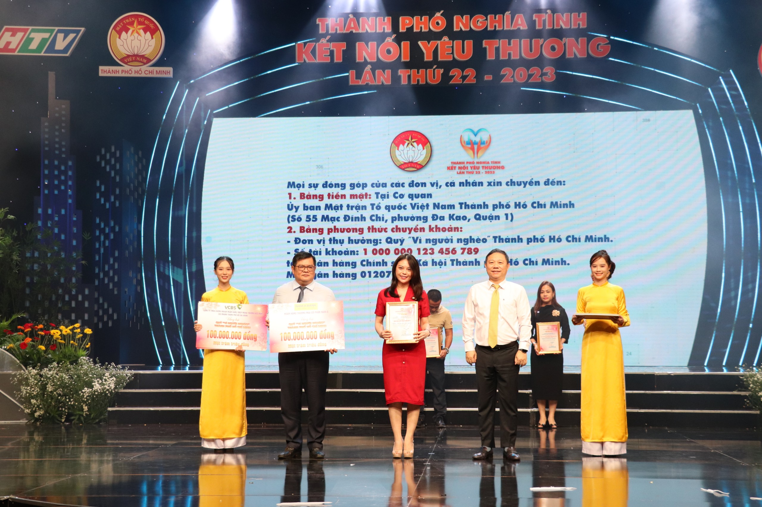 NAM A BANK CHUNG TAY CÙNG TP. HCM “KẾT NỐI YÊU THƯƠNG”