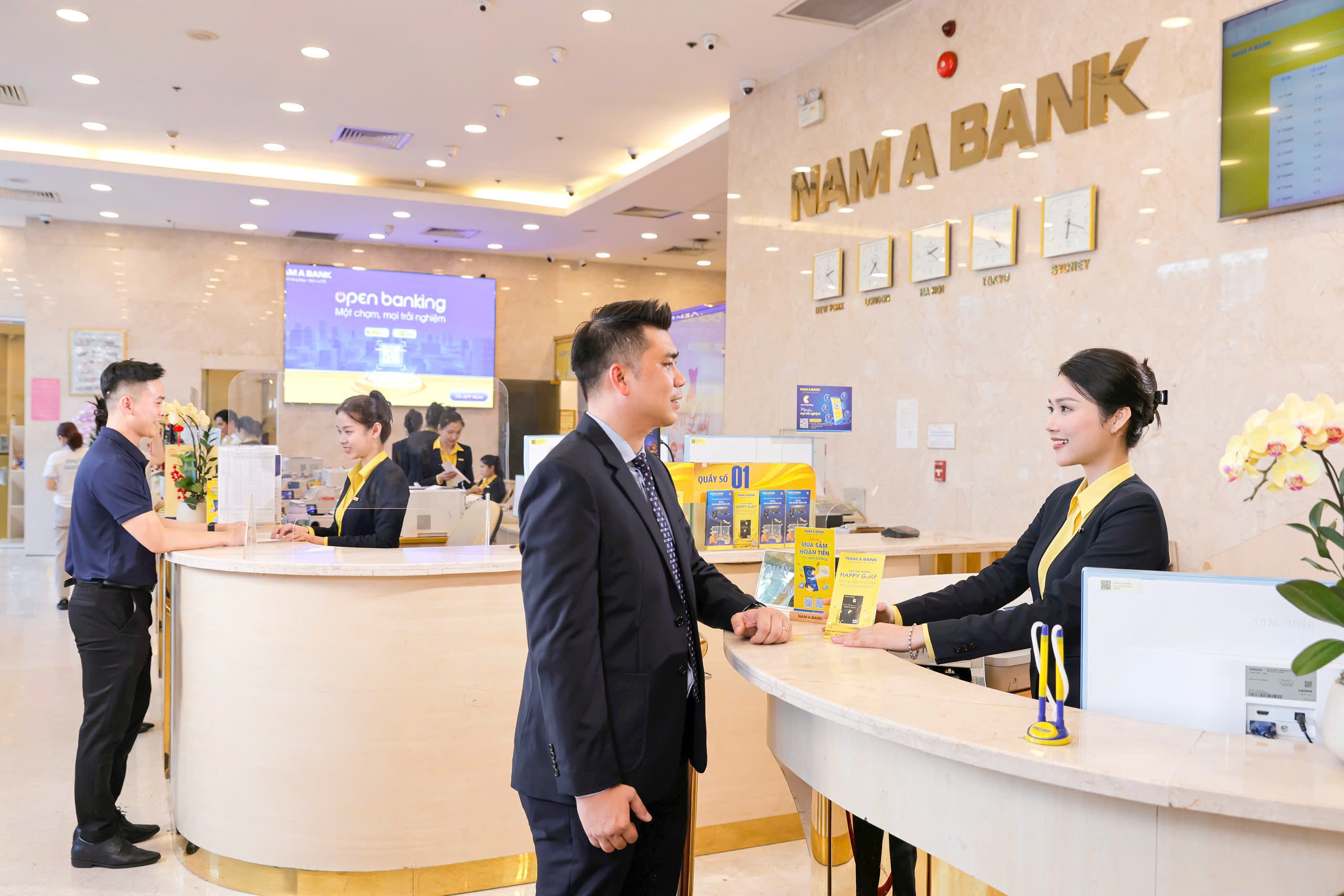 NAM A BANK DỰ KIẾN CHIA CỔ TỨC 25%, TĂNG VỐN ĐIỀU LỆ LÊN HƠN 18.000 TỶ ĐỒNG