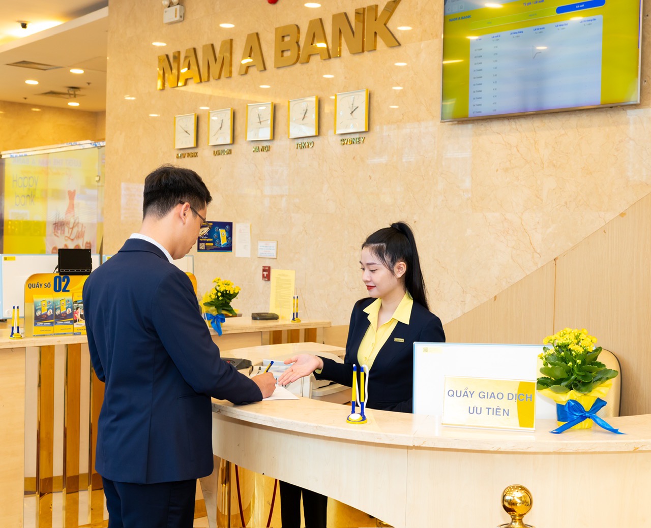 FITCH RATINGS LẦN ĐẦU XẾP HẠNG TÍN DỤNG NAM A BANK “B+”, TRIỂN VỌNG ỔN ĐỊNH