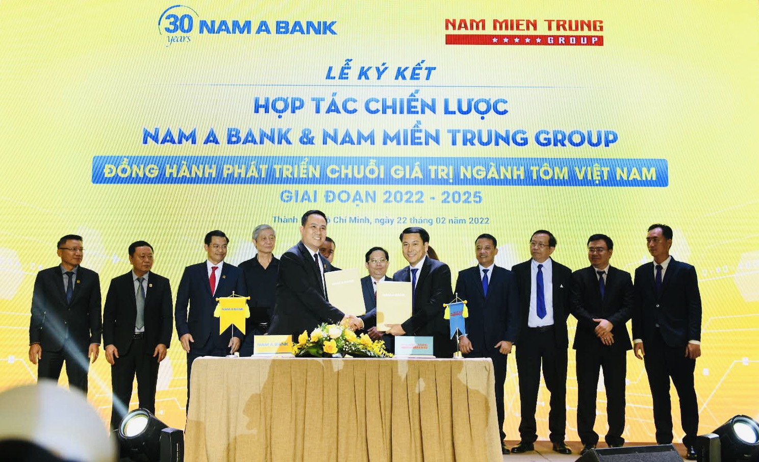 Nam A Bank ký kết hợp tác phát triển chuỗi  giá trị ngành Tôm Việt Nam với quy mô lên đến 30.000 tỷ đồng