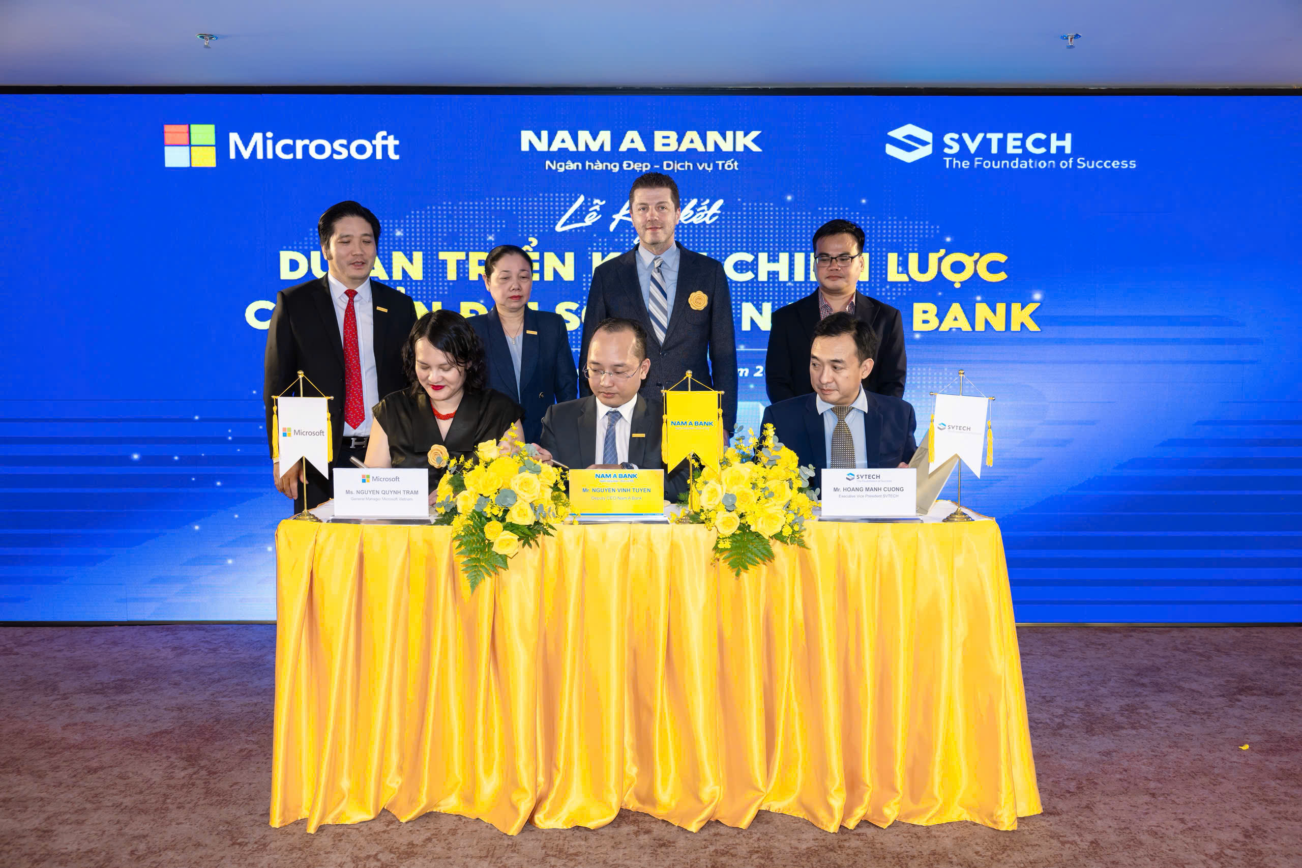 NAM A BANK SỐ HÓA MÔI TRƯỜNG LÀM VIỆC, THÚC ĐẨY NĂNG SUẤT VÀ TĂNG CƯỜNG BẢO MẬT, SẴN SÀNG CHO KỶ NGUYÊN CỦA AI