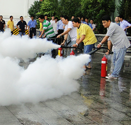 Đội PCCC - Hội sở Ngân hàng Nam Á vinh dự nhận Giấy khen do Chủ tịch UBND Quận 3 trao tặng