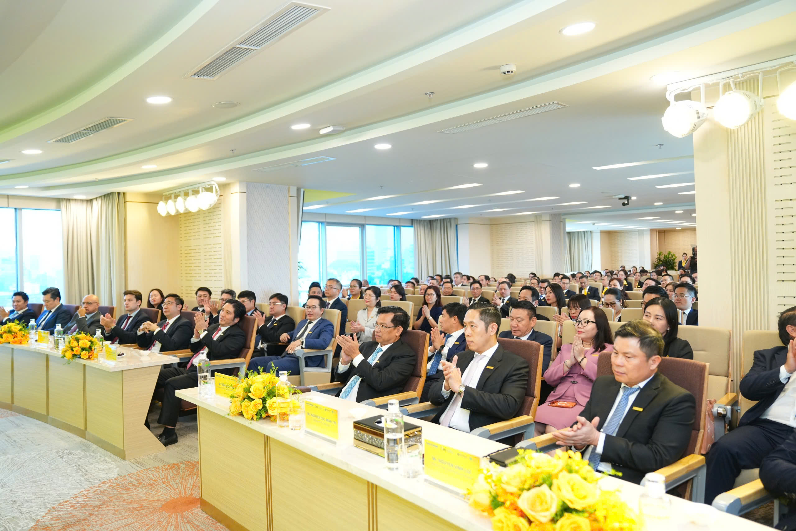 "TAM GIÁC CHIẾN LƯỢC" CỦA NAM A BANK: CHUẨN MỰC – HẠ TẦNG – VỐN CHO HÀNH TRÌNH XANH HÓA VIFC - HCMC.